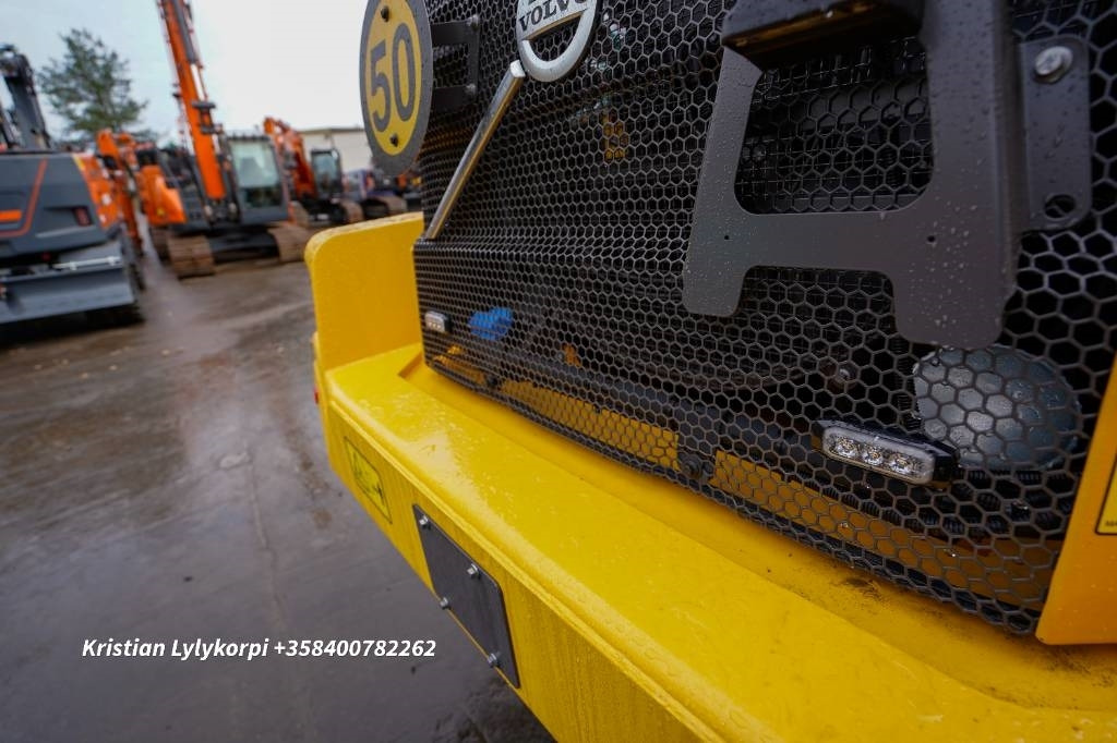 Wheel loader Volvo L70H2: picture 19