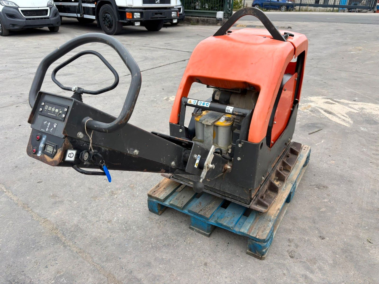 Plate Wals Husqvarna LG504 - Plate compactor: picture 2 Plate Wals Husqvarna LG504 - Plate compactor: picture 2