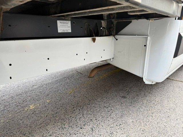 Renault Master 2.3dCi Doka 7pl. Pritsche 3.20m. Klima. - Open body delivery van, Crew cab van: picture 4 Renault Master 2.3dCi Doka 7pl. Pritsche 3.20m. Klima. - Open body delivery van, Crew cab van: picture 4