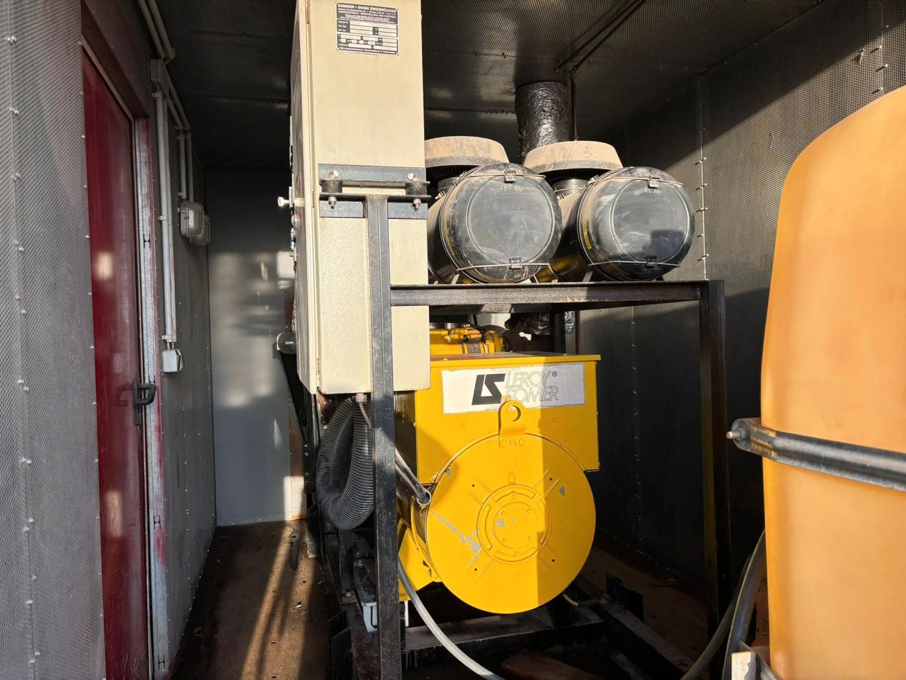 Sommer 400kVa Generator. Motor MAN V8. 370h! - Generator set: picture 5 Sommer 400kVa Generator. Motor MAN V8. 370h! - Generator set: picture 5