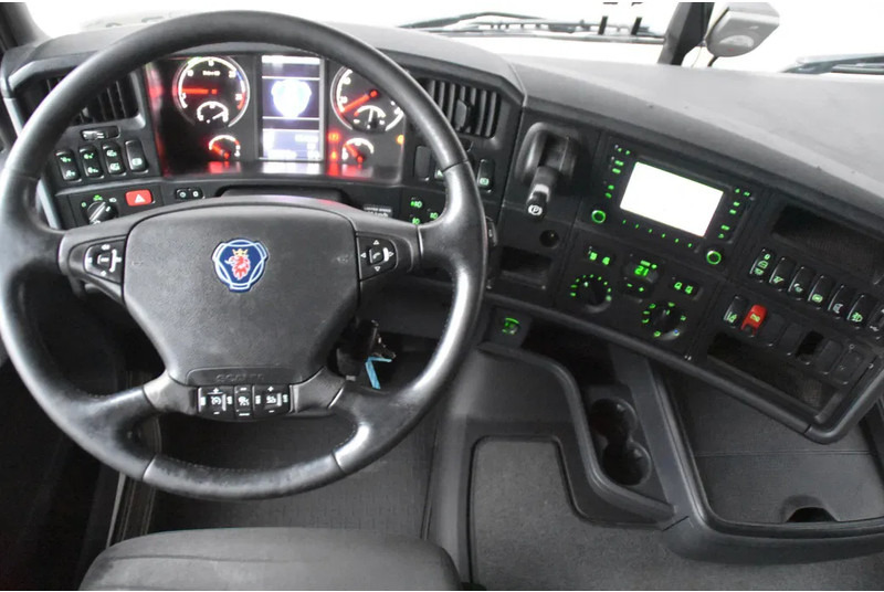 Scania R450 HL 4x2MNB - CROWN EDITION - SCR ONLY - RETARDER - FULL AIR - PTO - NAVI - 2 BEDS - XENON - - Tractor unit: picture 5 Scania R450 HL 4x2MNB - CROWN EDITION - SCR ONLY - RETARDER - FULL AIR - PTO - NAVI - 2 BEDS - XENON - - Tractor unit: picture 5