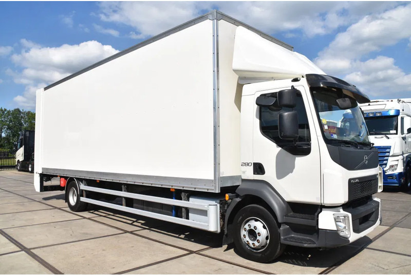Volvo FL 280 4x2 + BOX - 163 TKM - AIRCO - DOUBLE CARGOFLOOR - ELEVATOR - REMOTE CONTROL - CAMERA - - Box truck: picture 1 Volvo FL 280 4x2 + BOX - 163 TKM - AIRCO - DOUBLE CARGOFLOOR - ELEVATOR - REMOTE CONTROL - CAMERA - - Box truck: picture 1