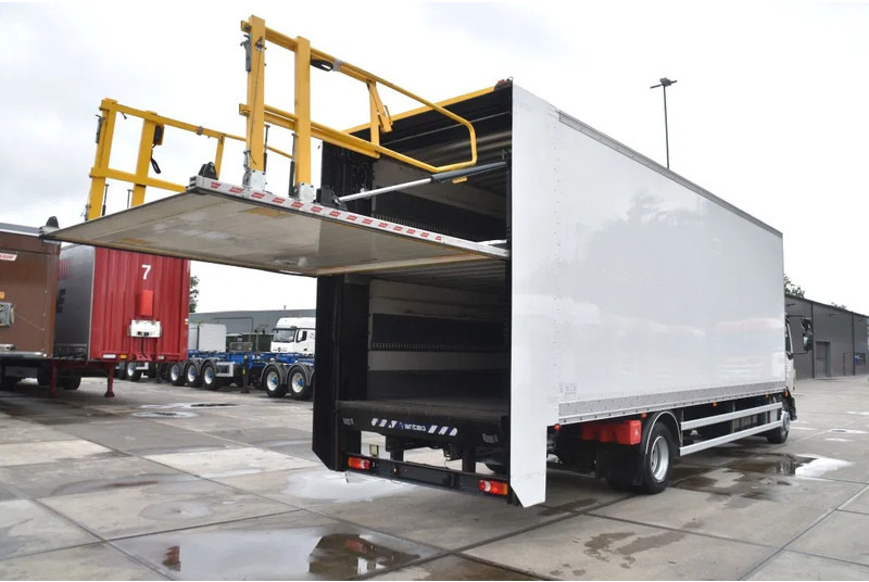 Volvo FL 280 4x2 + BOX - 312 TKM - AIRCO - DOUBLE CARGOFLOOR - ELEVATOR - REMOTE CONTROL - CAMERA - - Box truck: picture 3 Volvo FL 280 4x2 + BOX - 312 TKM - AIRCO - DOUBLE CARGOFLOOR - ELEVATOR - REMOTE CONTROL - CAMERA - - Box truck: picture 3