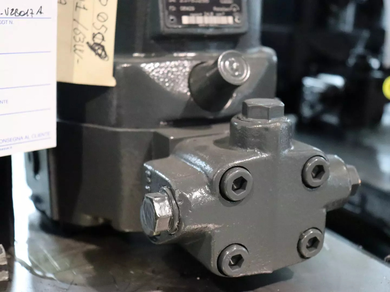 REXROTH A6VM80HA1U1/63W-VBZ017TA - Spare parts for Material handling equipment: picture 2 REXROTH A6VM80HA1U1/63W-VBZ017TA - Spare parts for Material handling equipment: picture 2