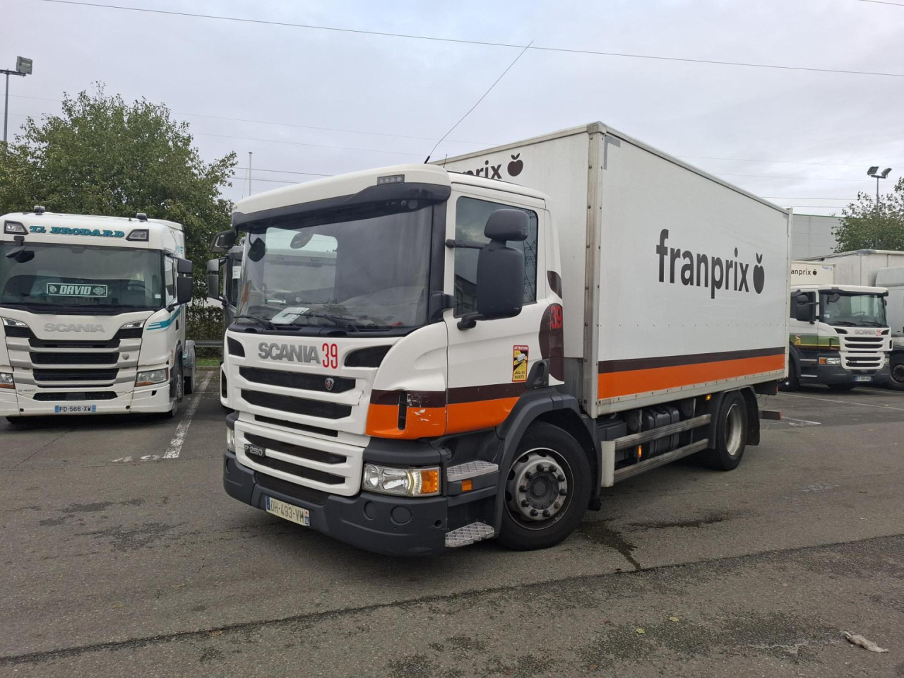 SCANIA SCANIA P250 Fourgon Hayon - Cab chassis truck: picture 1 SCANIA SCANIA P250 Fourgon Hayon - Cab chassis truck: picture 1
