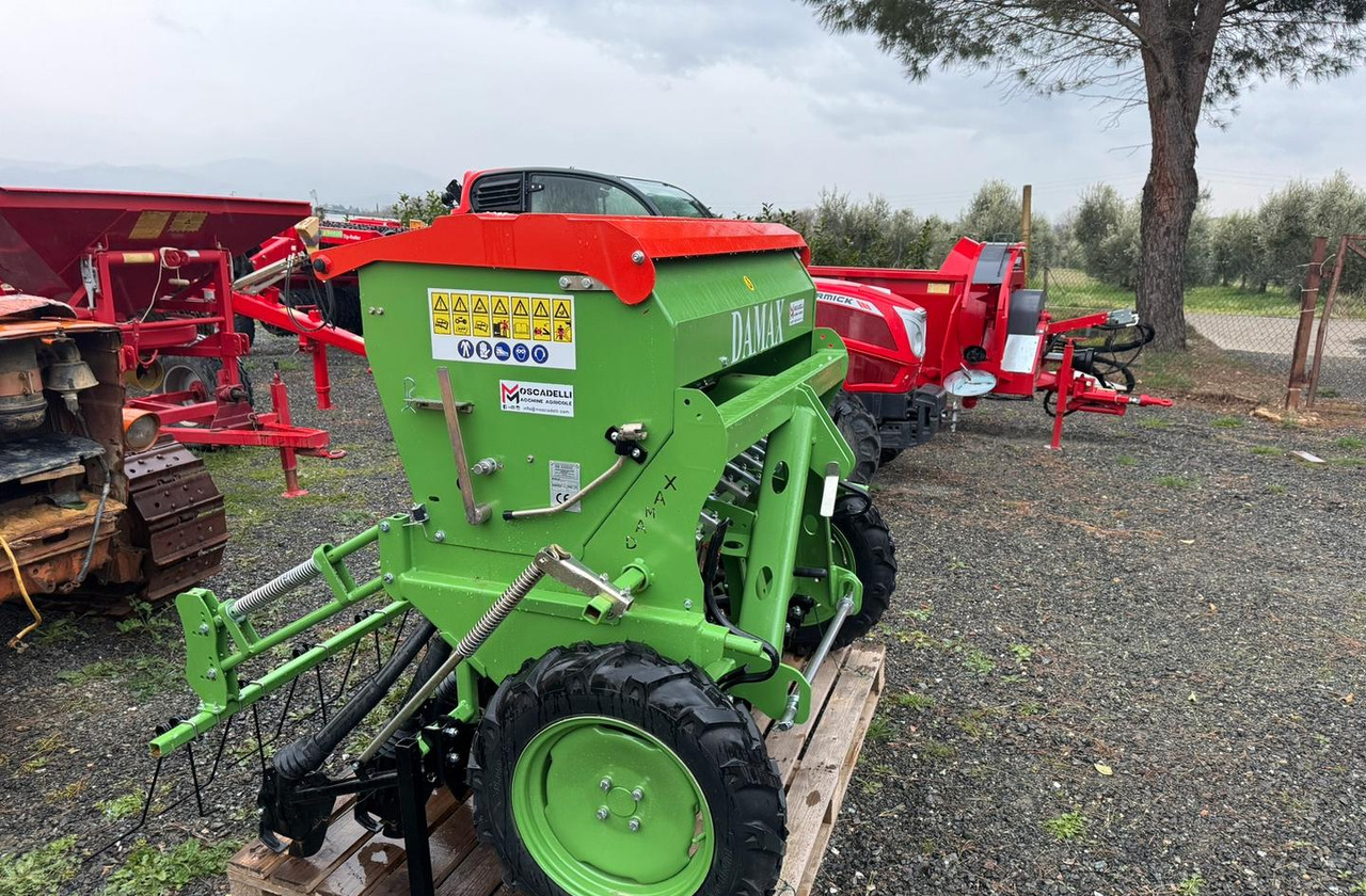 Seminatrice - Seed drill: picture 1 Seminatrice - Seed drill: picture 1