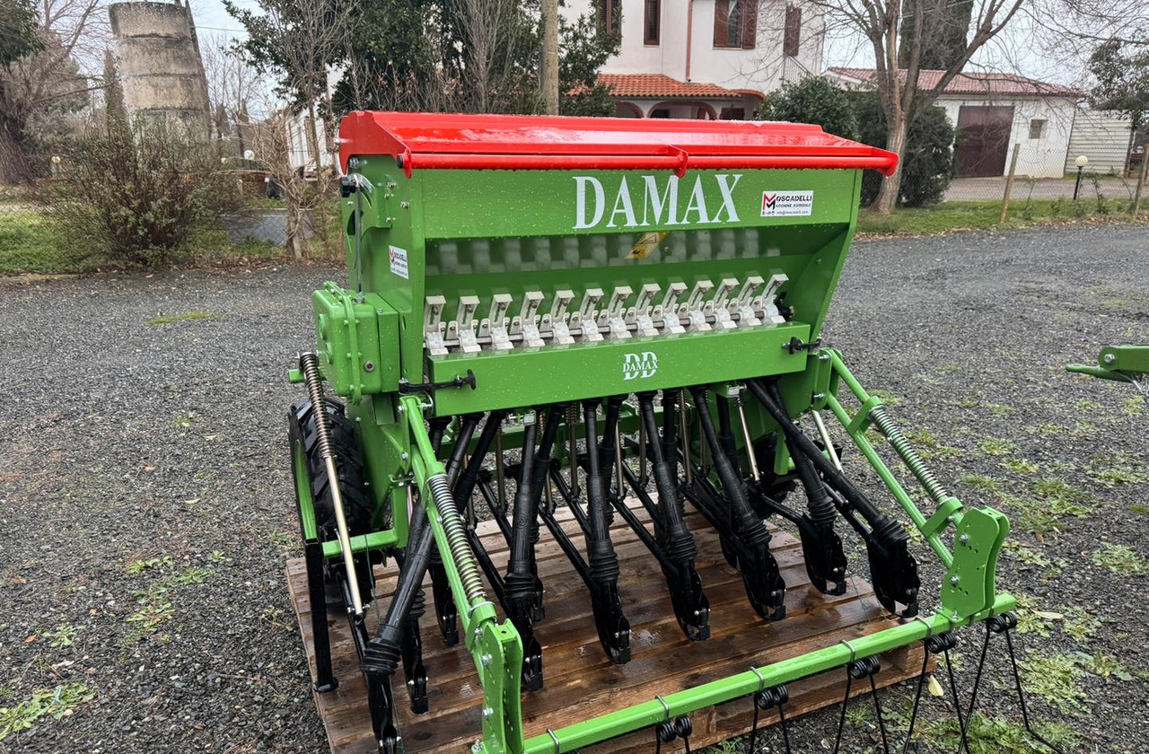 Seminatrice - Seed drill: picture 2 Seminatrice - Seed drill: picture 2