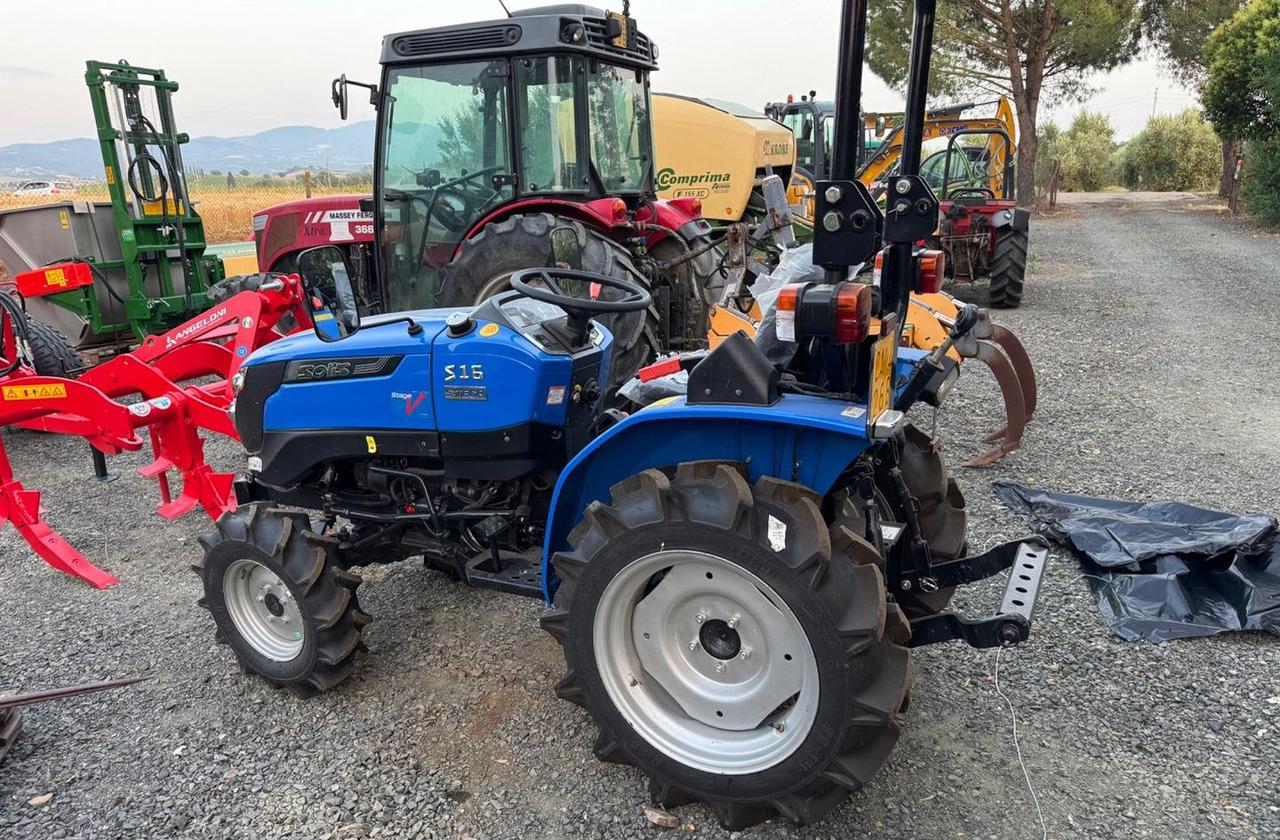 Trattore - Compact tractor: picture 3 Trattore - Compact tractor: picture 3