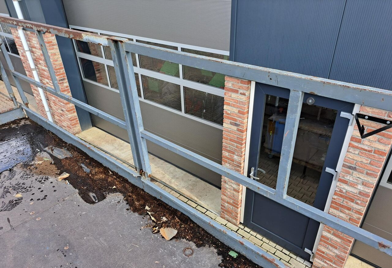 Scissor lift Holland Lift A151DV: picture 10 Scissor lift Holland Lift A151DV: picture 10