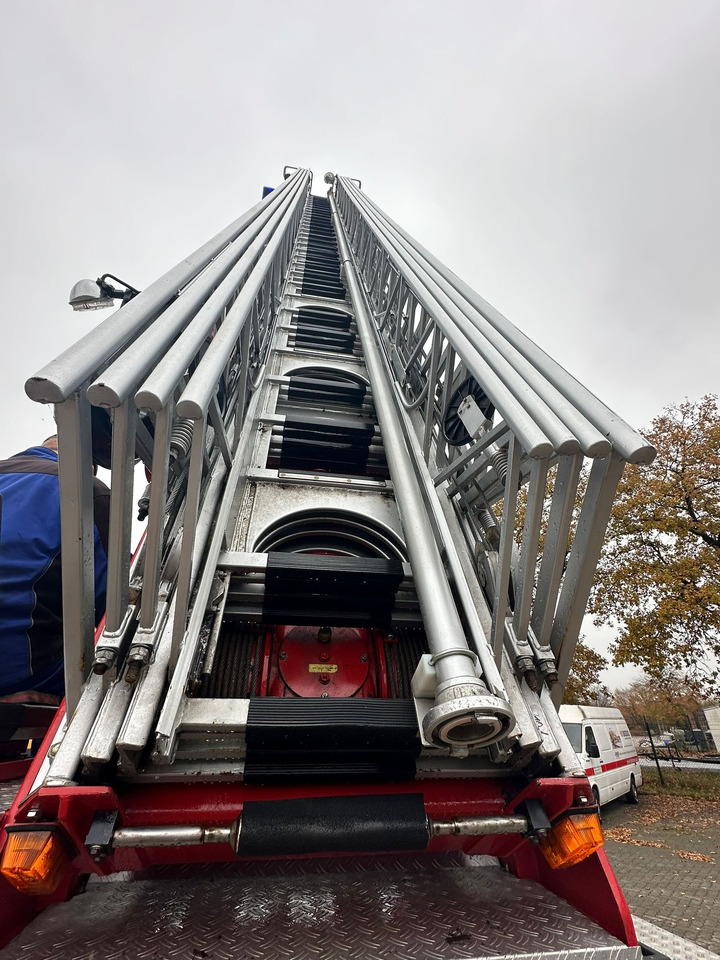 IVECO MAGIRUS 140-25A - Fire engine: picture 5 IVECO MAGIRUS 140-25A - Fire engine: picture 5