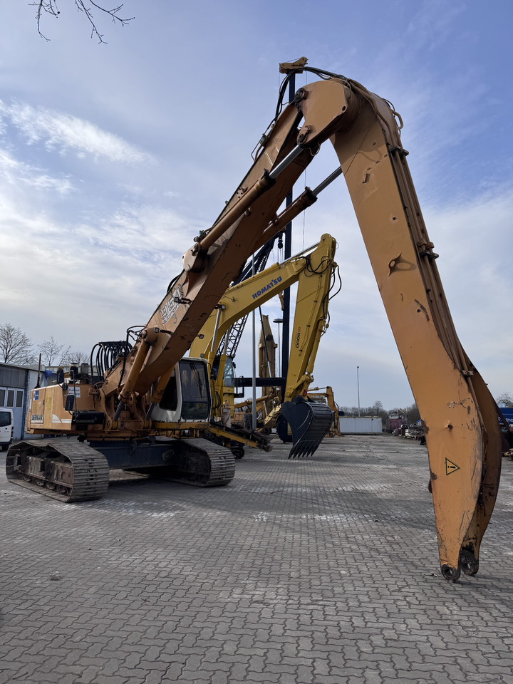 LIEBHERR R954BHDW material handler with elevation cab - Material handler: picture 2 LIEBHERR R954BHDW material handler with elevation cab - Material handler: picture 2