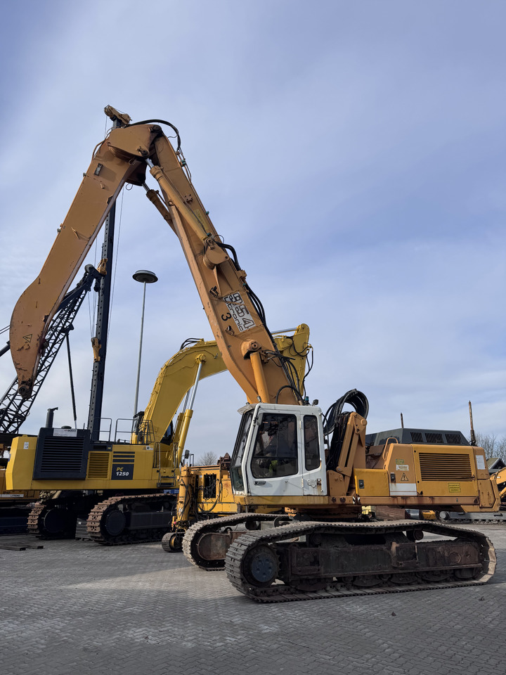LIEBHERR R954BHDW material handler with elevation cab - Material handler: picture 1 LIEBHERR R954BHDW material handler with elevation cab - Material handler: picture 1