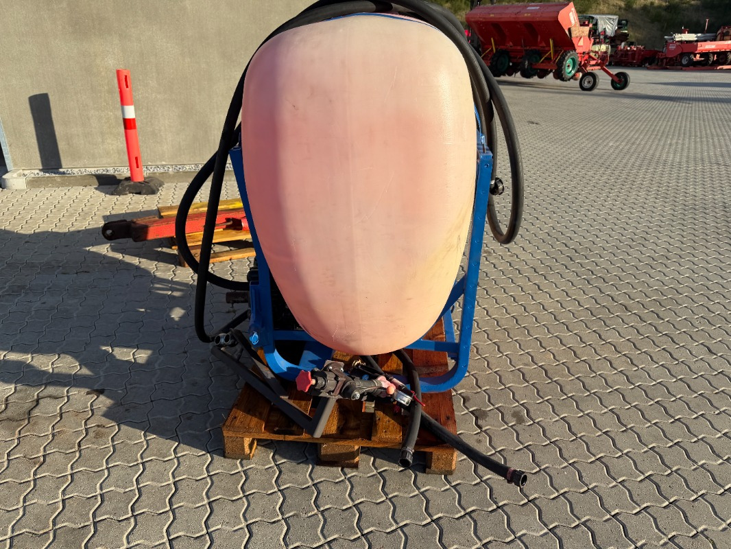 Kverneland UN-3300 - Harvester: picture 5 Kverneland UN-3300 - Harvester: picture 5