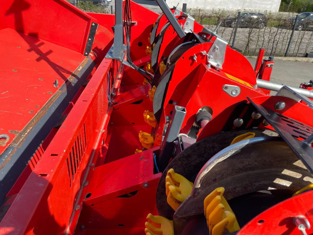 Dewulf CP 42 Trailed SC Compact - Harvester: picture 3 Dewulf CP 42 Trailed SC Compact - Harvester: picture 3