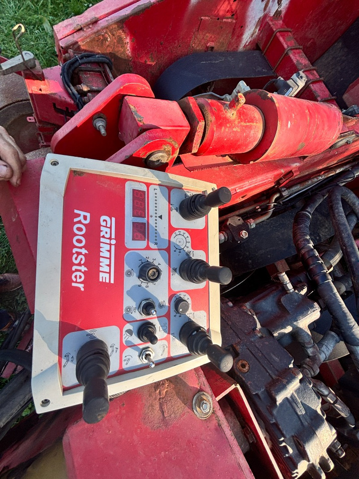 Grimme ROOTSTER - Harvester: picture 2 Grimme ROOTSTER - Harvester: picture 2