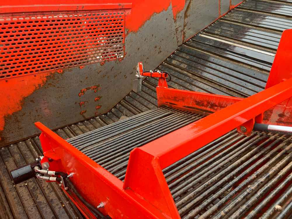 Dewulf DeWulf, RA3060, 2 Row, Self-Propelled Potato Harvester - Harvester: picture 5 Dewulf DeWulf, RA3060, 2 Row, Self-Propelled Potato Harvester - Harvester: picture 5