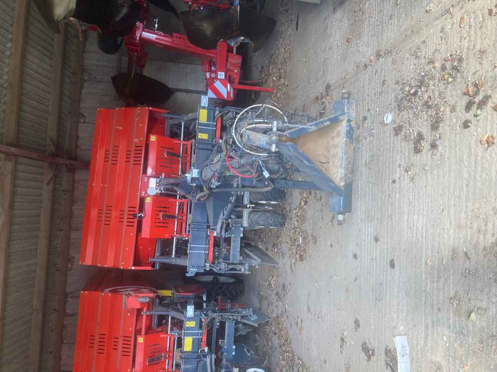 Dewulf Dewulf MS 2000, B.V S1A, 2 Row Potato Belt Planter - Harvester: picture 5 Dewulf Dewulf MS 2000, B.V S1A, 2 Row Potato Belt Planter - Harvester: picture 5