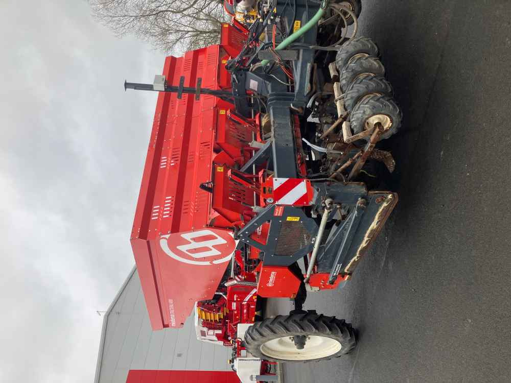 Dewulf Dewulf, MS4000, 4 Row, Trailed, Belt, Potato Planter - Harvester: picture 1 Dewulf Dewulf, MS4000, 4 Row, Trailed, Belt, Potato Planter - Harvester: picture 1