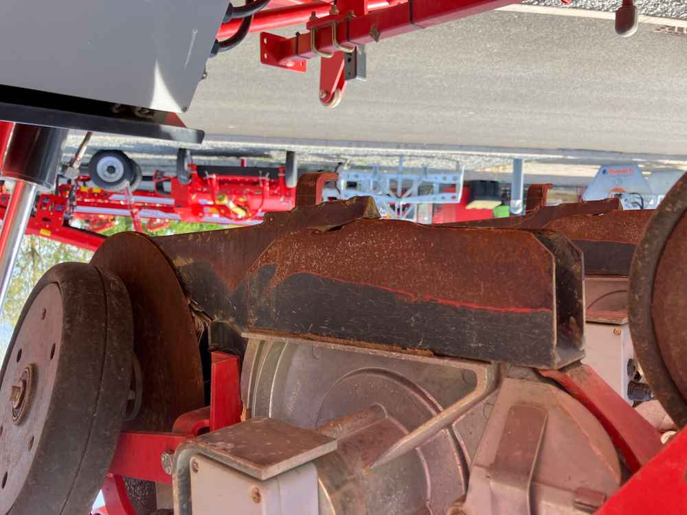 Kverneland Kverneland Monopill, 18 Row, Sugarbeet Drill - Seed drill: picture 3 Kverneland Kverneland Monopill, 18 Row, Sugarbeet Drill - Seed drill: picture 3