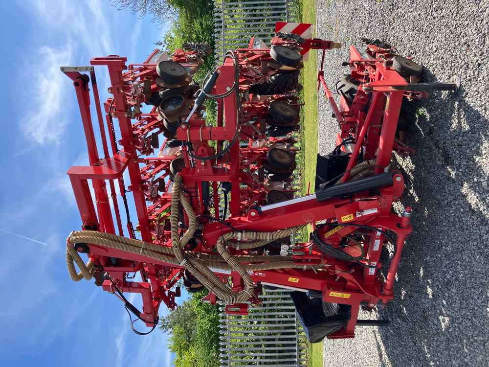 Kverneland Kverneland Monopill, 18 Row, Sugarbeet Drill - Seed drill: picture 4 Kverneland Kverneland Monopill, 18 Row, Sugarbeet Drill - Seed drill: picture 4