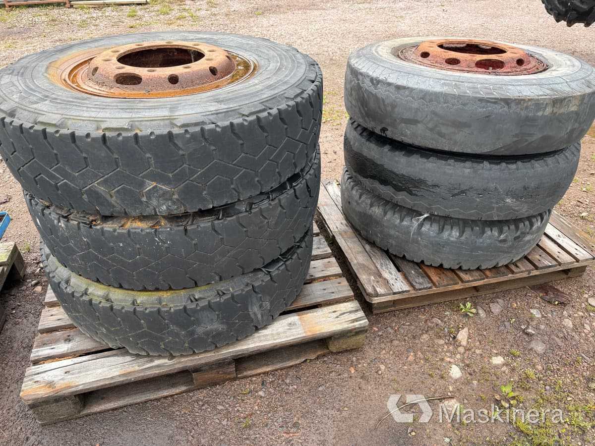 6 st entreprenaddäck på fälg(rep.objekt) - Wheel and tire package: picture 5 6 st entreprenaddäck på fälg(rep.objekt) - Wheel and tire package: picture 5