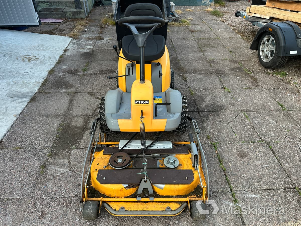 Åkgräsklippare Stiga Villa 12 med tillbehör - Lawn mower: picture 5 Åkgräsklippare Stiga Villa 12 med tillbehör - Lawn mower: picture 5