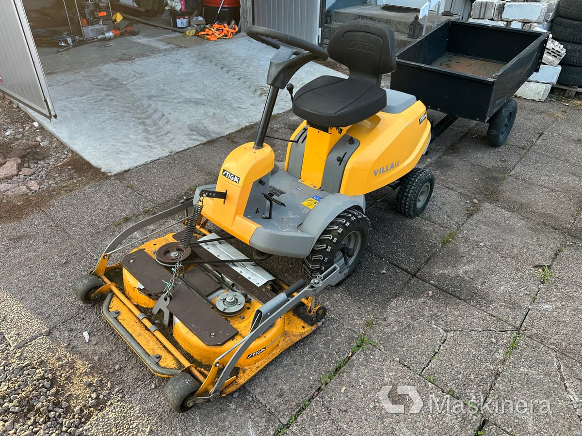 Åkgräsklippare Stiga Villa 12 med tillbehör - Lawn mower: picture 4 Åkgräsklippare Stiga Villa 12 med tillbehör - Lawn mower: picture 4
