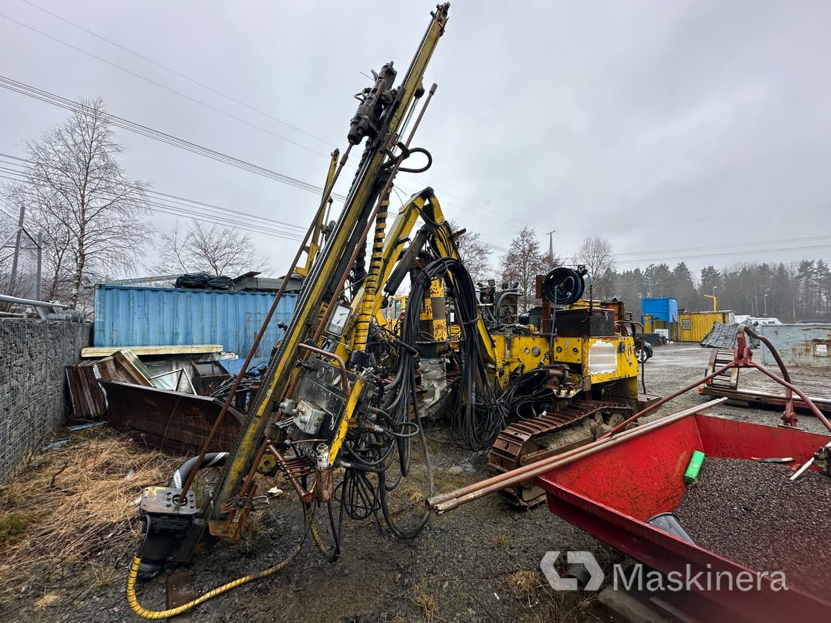 Borrvagn Atlas Copco ROC 512HC - Drilling rig: picture 1 Borrvagn Atlas Copco ROC 512HC - Drilling rig: picture 1