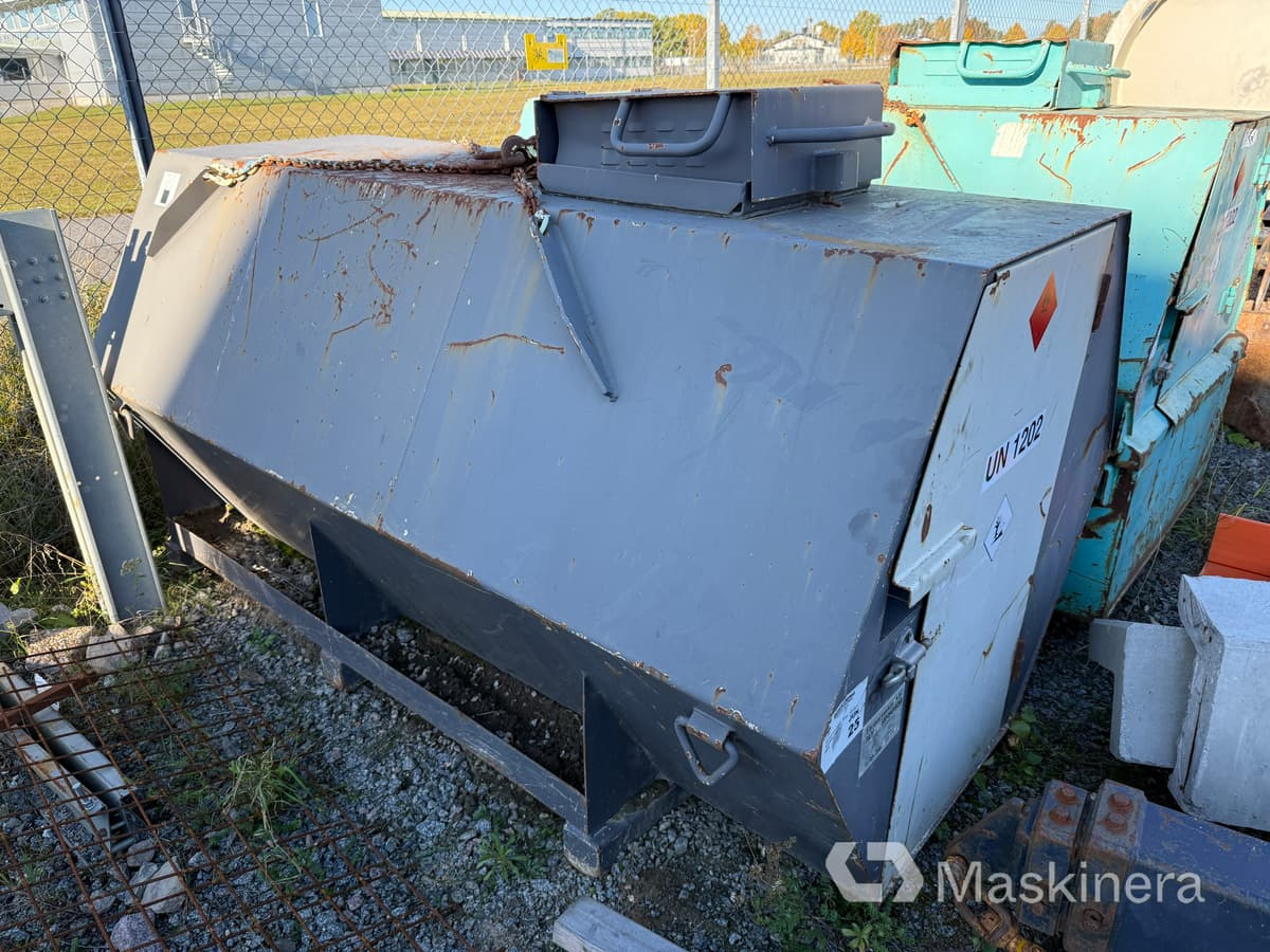 Bränsletank Färmartanken UN 1202 2000 liter - Storage tank: picture 2 Bränsletank Färmartanken UN 1202 2000 liter - Storage tank: picture 2