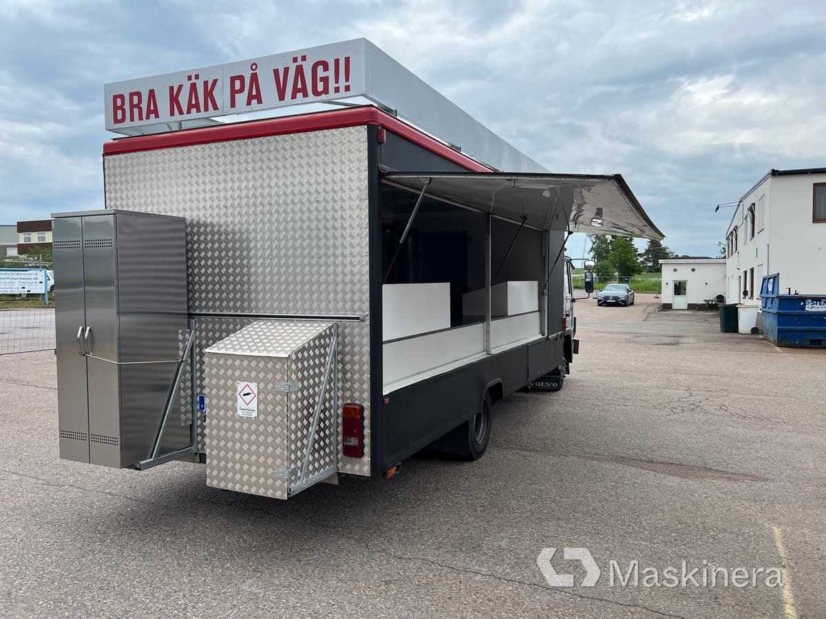 Foodtruck Volvo FL611 4X2 - Food truck: picture 5 Foodtruck Volvo FL611 4X2 - Food truck: picture 5