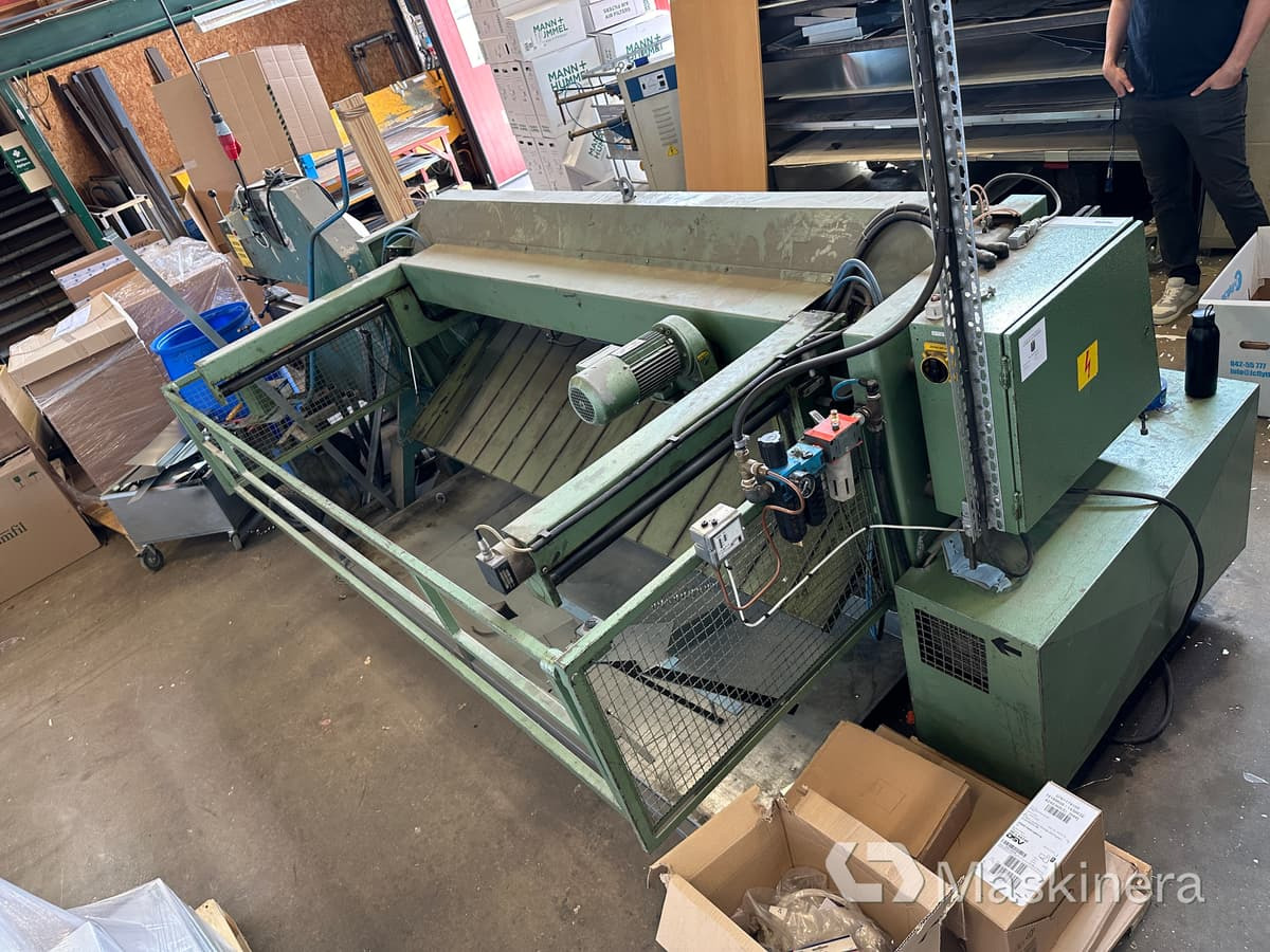 Gradsax Göteneds L-325F - Metalworking machinery: picture 4 Gradsax Göteneds L-325F - Metalworking machinery: picture 4