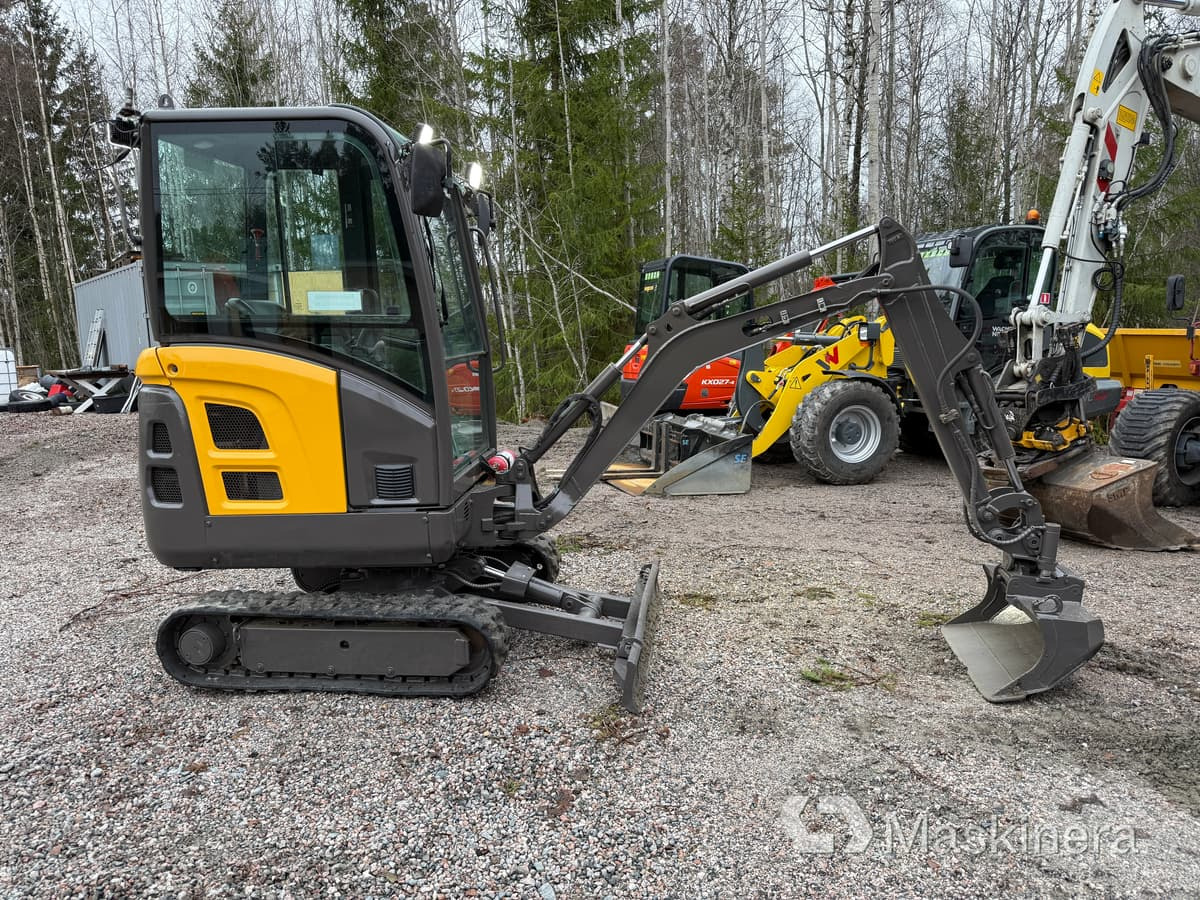 Grävmaskin Volvo EC18C med redskap - Crawler excavator: picture 4 Grävmaskin Volvo EC18C med redskap - Crawler excavator: picture 4
