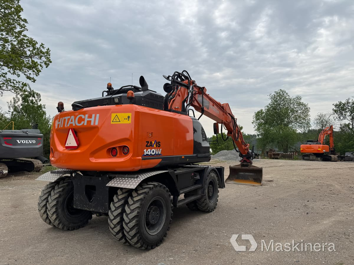 Hjulgrävare Hitachi Zaxis 140W med redskap - Crawler excavator: picture 5 Hjulgrävare Hitachi Zaxis 140W med redskap - Crawler excavator: picture 5