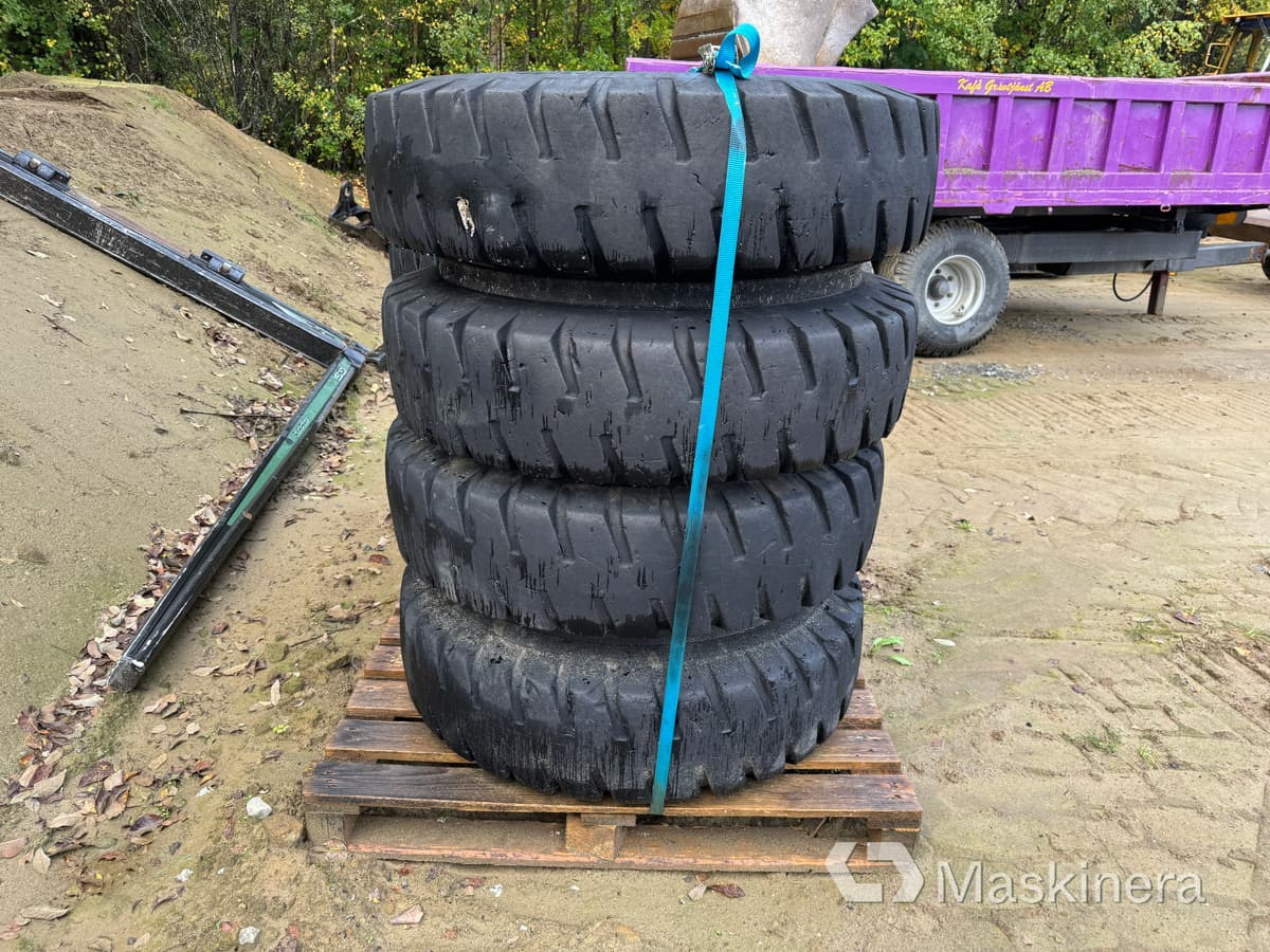 Nokian Armor Guard Kompletta hjul till hjulgrävare - Wheel and tire package for Construction machinery: picture 5 Nokian Armor Guard Kompletta hjul till hjulgrävare - Wheel and tire package for Construction machinery: picture 5