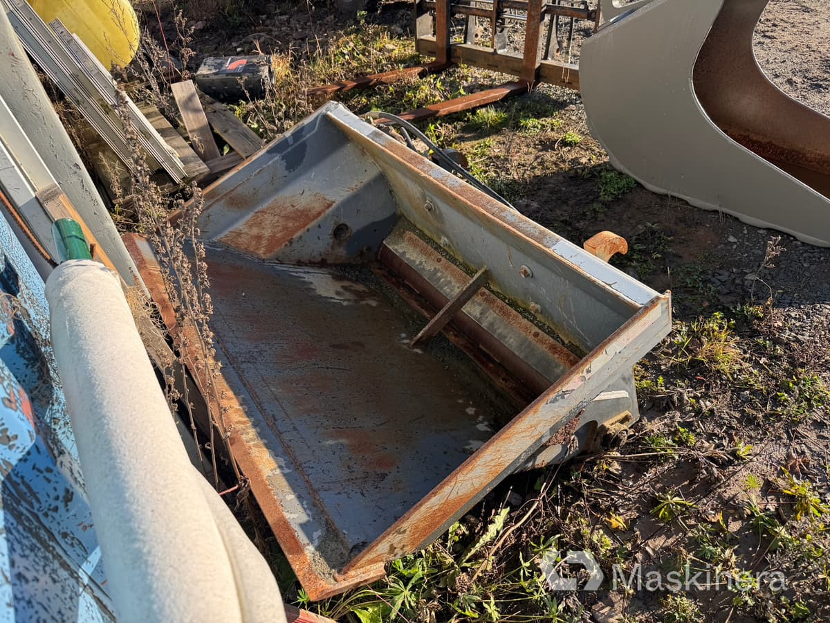 Sandspridarskopa Snowstar HK400 Trima / Lilla kramerfästet - Sand/ Salt spreader: picture 3 Sandspridarskopa Snowstar HK400 Trima / Lilla kramerfästet - Sand/ Salt spreader: picture 3