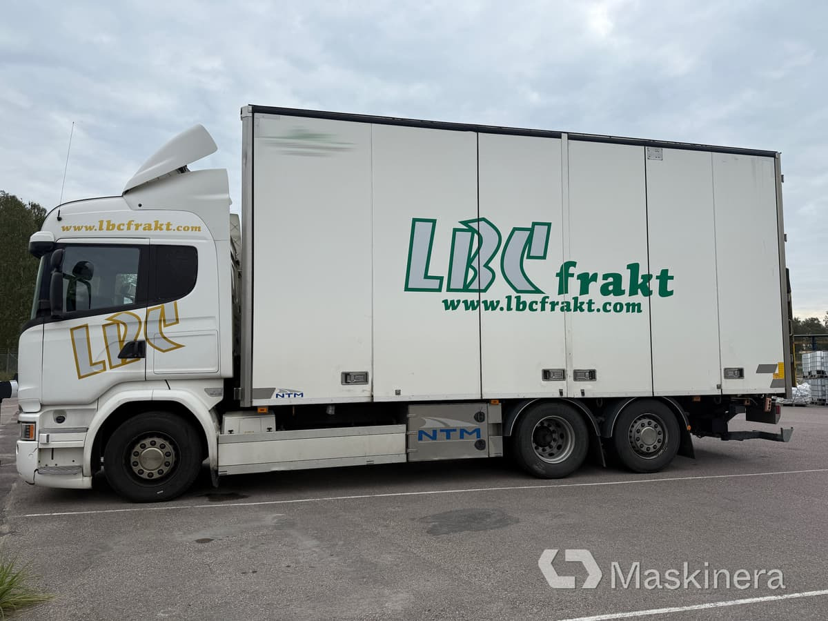 Skåpbil Scania R520 - Box truck: picture 1 Skåpbil Scania R520 - Box truck: picture 1