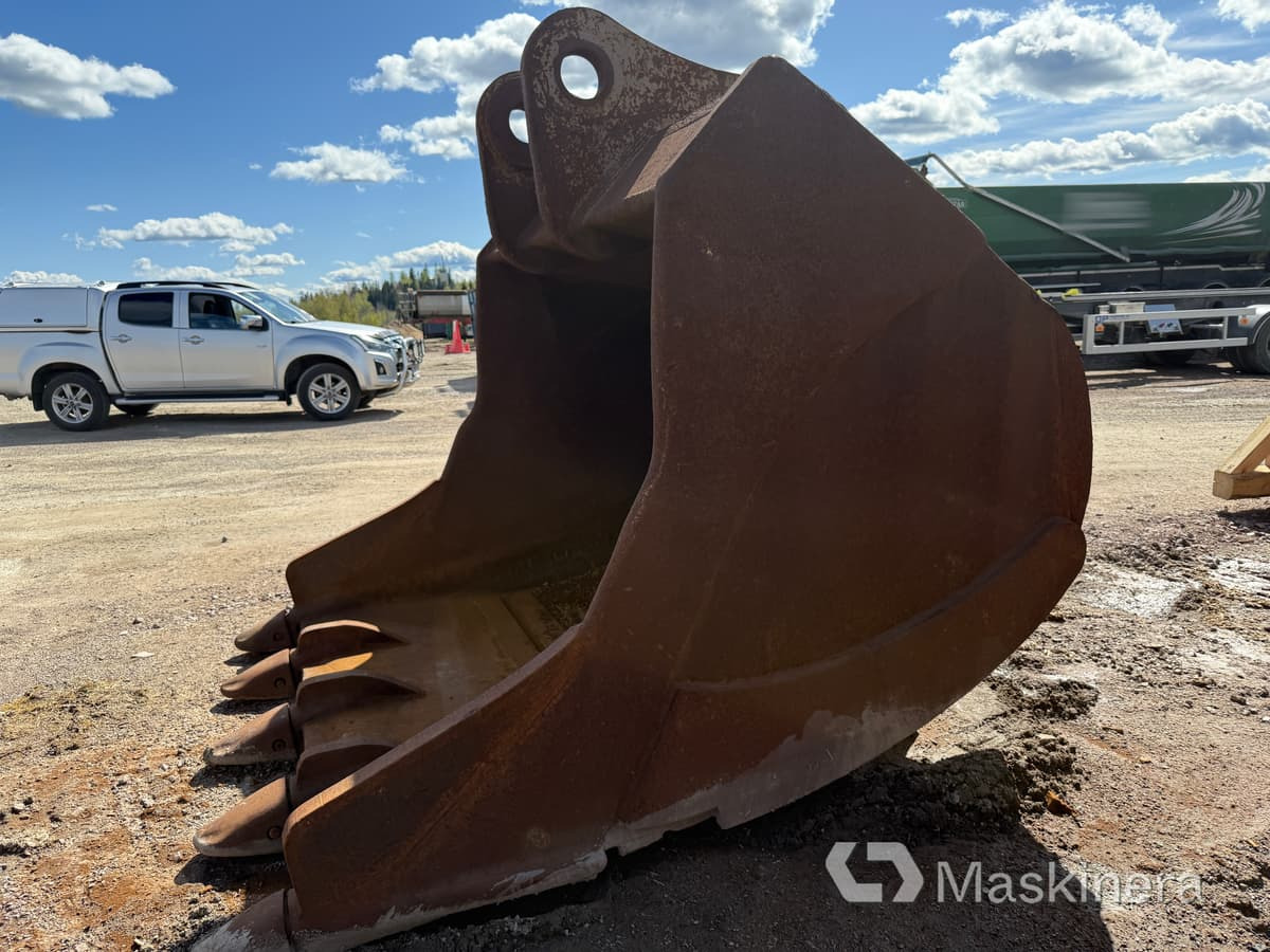 Tandad bergskopa - Excavator bucket: picture 2 Tandad bergskopa - Excavator bucket: picture 2