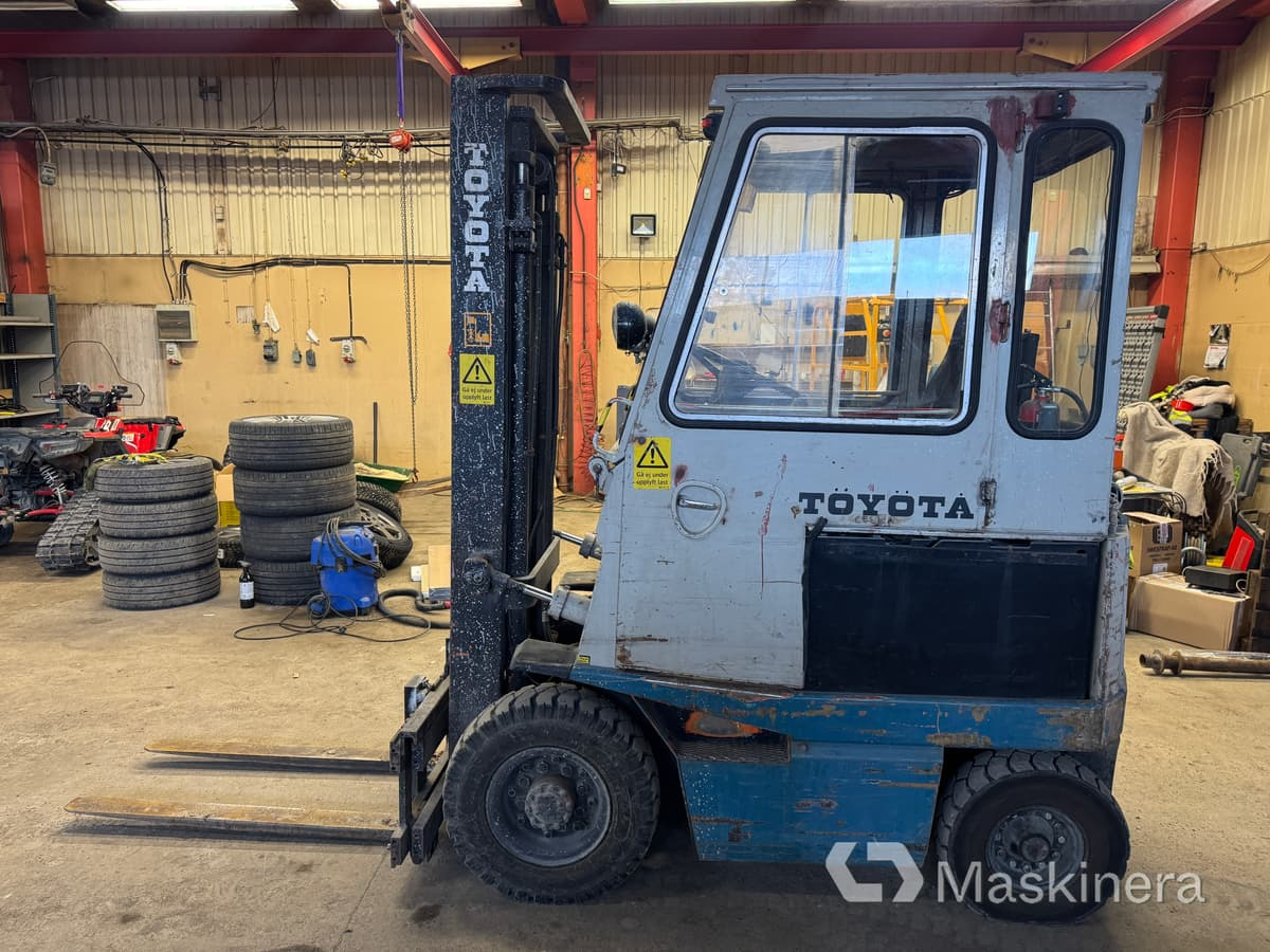 Toyota Atlet FBA 25 Truck Toyota FBA 25 - Electric forklift: picture 3 Toyota Atlet FBA 25 Truck Toyota FBA 25 - Electric forklift: picture 3