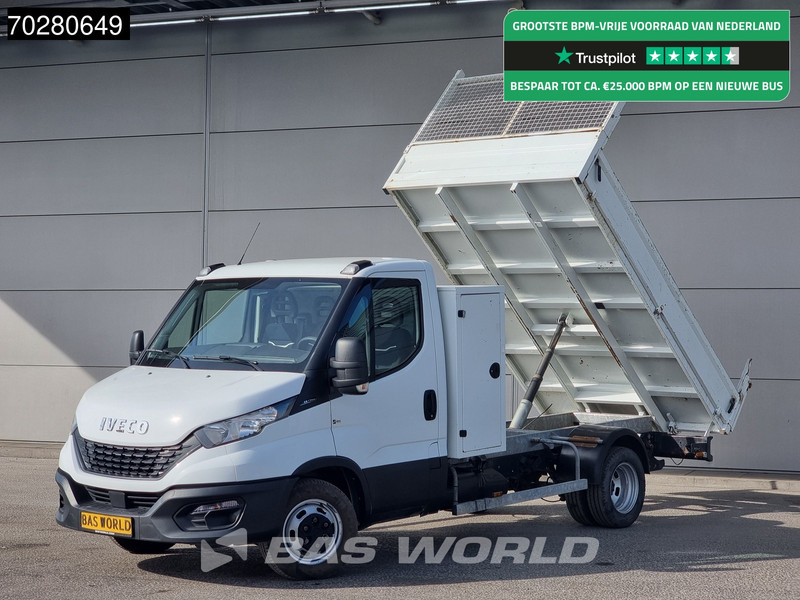 Iveco Daily 35C14 Kipper met Kist Dubbellucht 3,5t Trekhaak Airco Cruise Euro6 Kieper Tipper Benne Airco Trekhaak Cruise control - Tipper van: picture 1 Iveco Daily 35C14 Kipper met Kist Dubbellucht 3,5t Trekhaak Airco Cruise Euro6 Kieper Tipper Benne Airco Trekhaak Cruise control - Tipper van: picture 1