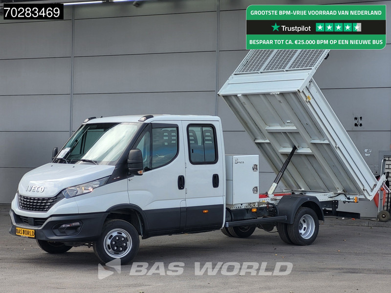 Iveco Daily 35C16 3.0L Kipper met Kist Dubbel Cabine 160PK Dubbellucht 3,5t Trekhaak Navi Airco Cruise Camera Euro6 Kieper Tipper Benne 2m3 - Tipper van: picture 1 Iveco Daily 35C16 3.0L Kipper met Kist Dubbel Cabine 160PK Dubbellucht 3,5t Trekhaak Navi Airco Cruise Camera Euro6 Kieper Tipper Benne 2m3 - Tipper van: picture 1