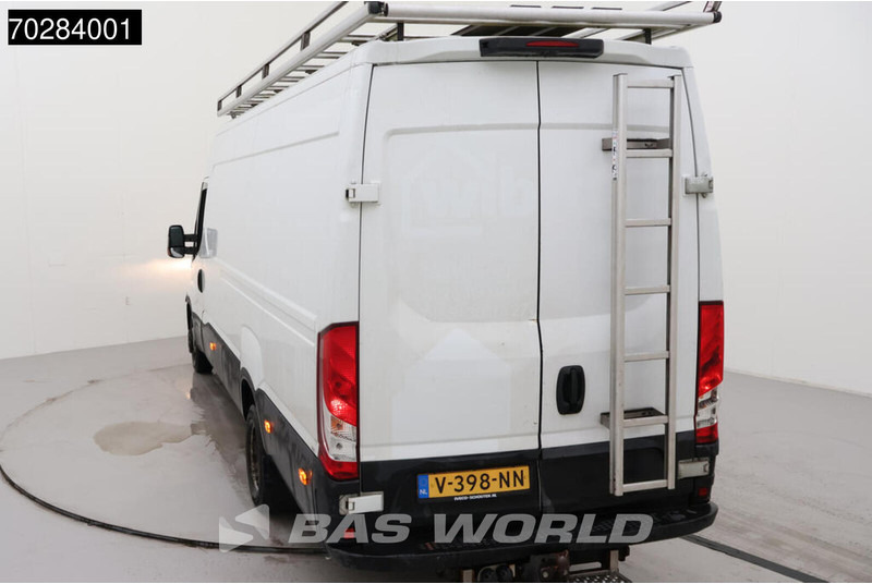 Iveco Daily 35C18 COMING SOON! 3.0L Automaat L3H2 3,5t Trekhaak Airco Camera Imperiaal Euro6 L4H2 16m3 Airco - Panel van: picture 5 Iveco Daily 35C18 COMING SOON! 3.0L Automaat L3H2 3,5t Trekhaak Airco Camera Imperiaal Euro6 L4H2 16m3 Airco - Panel van: picture 5