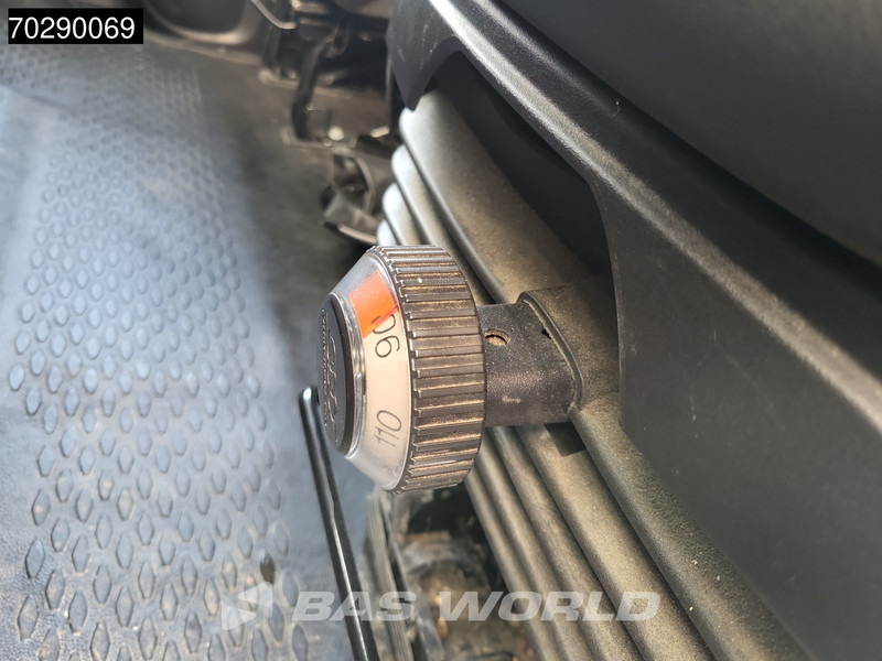 Panel van Iveco Daily 35S16 L2H2 3,5t Trekgewicht 160PK Navi LED Airco Camera Euro6 L2 11m3 Airco Cruise control: picture 18 Panel van Iveco Daily 35S16 L2H2 3,5t Trekgewicht 160PK Navi LED Airco Camera Euro6 L2 11m3 Airco Cruise control: picture 18