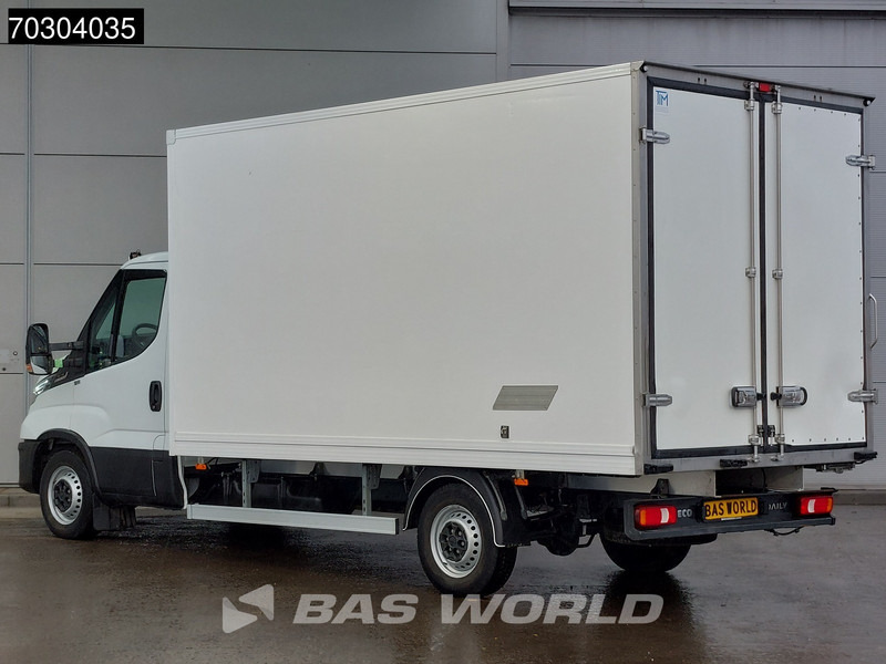 Iveco Daily 35S18 3.0L Automaat Koelwagen 230v Stekker Zijdeur Achterdeuren 180PK ACC LED Navi Airco Euro6 Bakwagen Gekoeld Koel Koeler Kühl - Refrigerated delivery van: picture 2 Iveco Daily 35S18 3.0L Automaat Koelwagen 230v Stekker Zijdeur Achterdeuren 180PK ACC LED Navi Airco Euro6 Bakwagen Gekoeld Koel Koeler Kühl - Refrigerated delivery van: picture 2