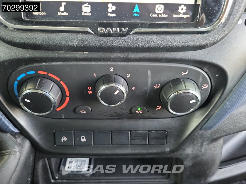 Panel van Iveco Daily 35S18 3.0L Automaat L2H2 180PK ACC LED Navi Airco 3,5t Trekgewicht Euro6 L2H2 Airco: picture 15 Panel van Iveco Daily 35S18 3.0L Automaat L2H2 180PK ACC LED Navi Airco 3,5t Trekgewicht Euro6 L2H2 Airco: picture 15