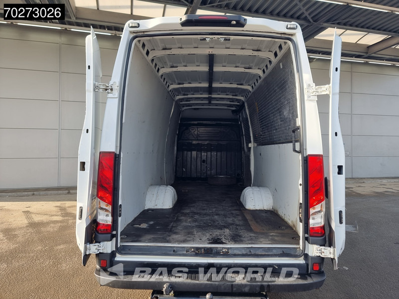 Panel van Iveco Daily 50C18 3.0L 180PK Automaat L3H2 Dubbellucht 3,5t Trekhaak Camera Airco Cruise L4H2 16m3 Airco Trekhaak Cruise control: picture 6