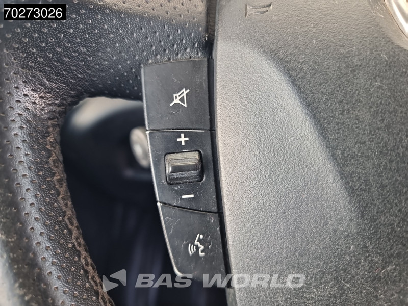 Panel van Iveco Daily 50C18 3.0L 180PK Automaat L3H2 Dubbellucht 3,5t Trekhaak Camera Airco Cruise L4H2 16m3 Airco Trekhaak Cruise control: picture 17