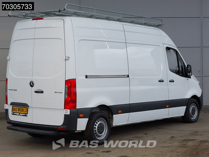 Mercedes-Benz Sprinter 311 CDI L2H2 Airco Cruise MBUX CarPlay Imperiaal Euro6 L2 Airco Cruise control - Small van: picture 5 Mercedes-Benz Sprinter 311 CDI L2H2 Airco Cruise MBUX CarPlay Imperiaal Euro6 L2 Airco Cruise control - Small van: picture 5