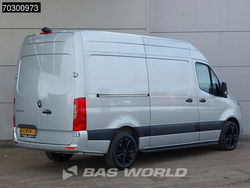 Mercedes-Benz Sprinter 315 CDI Special Edition Automaat L2H2 Airco Camera Parkeersensoren v+a MBUX CarPlay Velgen Euro6 L2 Airco - Small van: picture 5 Mercedes-Benz Sprinter 315 CDI Special Edition Automaat L2H2 Airco Camera Parkeersensoren v+a MBUX CarPlay Velgen Euro6 L2 Airco - Small van: picture 5