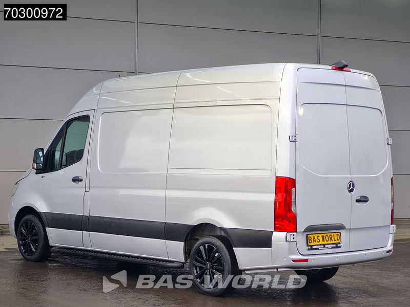 Mercedes-Benz Sprinter 315 CDI Special Edition Automaat L2H2 Airco Camera Parkeersensoren v+a MBUX CarPlay Velgen Euro6 L2 Airco - Small van: picture 2 Mercedes-Benz Sprinter 315 CDI Special Edition Automaat L2H2 Airco Camera Parkeersensoren v+a MBUX CarPlay Velgen Euro6 L2 Airco - Small van: picture 2