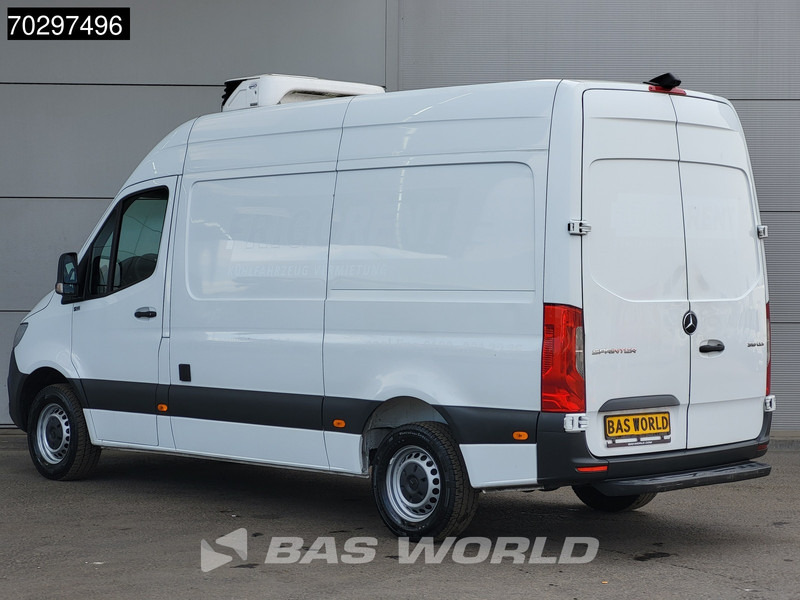 Mercedes-Benz Sprinter 316 CDI Koelwagen L2H2 Carrier 350 230v-stekker Airco Cruise Camera Euro6 Koel Koeler Kühl Kühler Kühlwagen Airco Cruise control - Refrigerated delivery van: picture 2 Mercedes-Benz Sprinter 316 CDI Koelwagen L2H2 Carrier 350 230v-stekker Airco Cruise Camera Euro6 Koel Koeler Kühl Kühler Kühlwagen Airco Cruise control - Refrigerated delivery van: picture 2